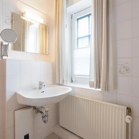 Lin 001 - Seepark Apartment